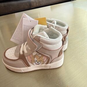 Kids Beige High-Top Sneakers with Cartoon Jerry